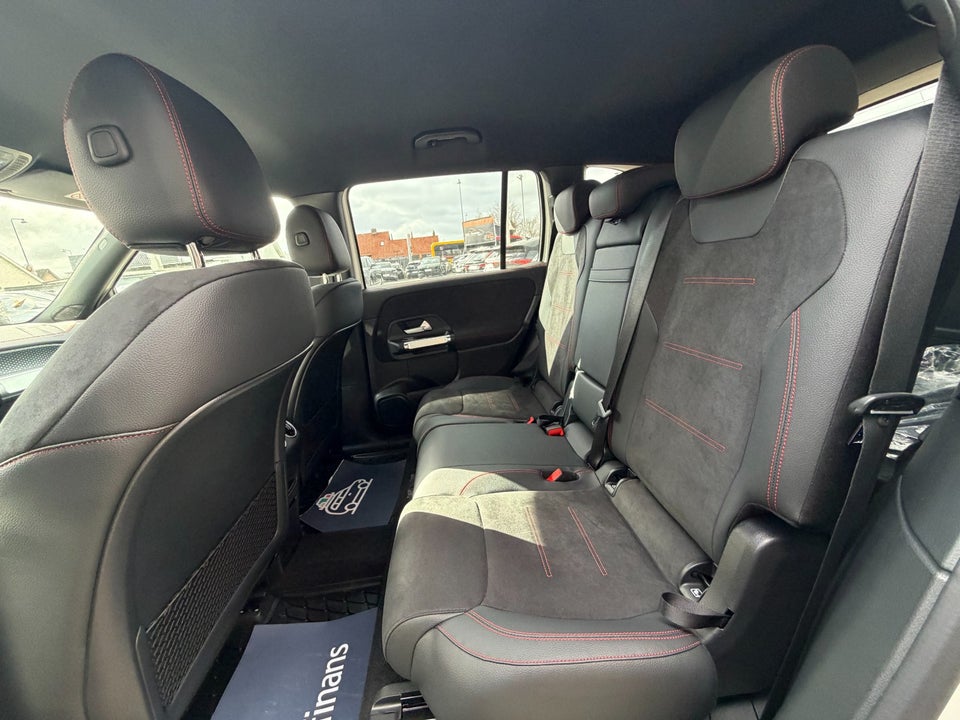 Mercedes EQB250+ AMG Line 5d