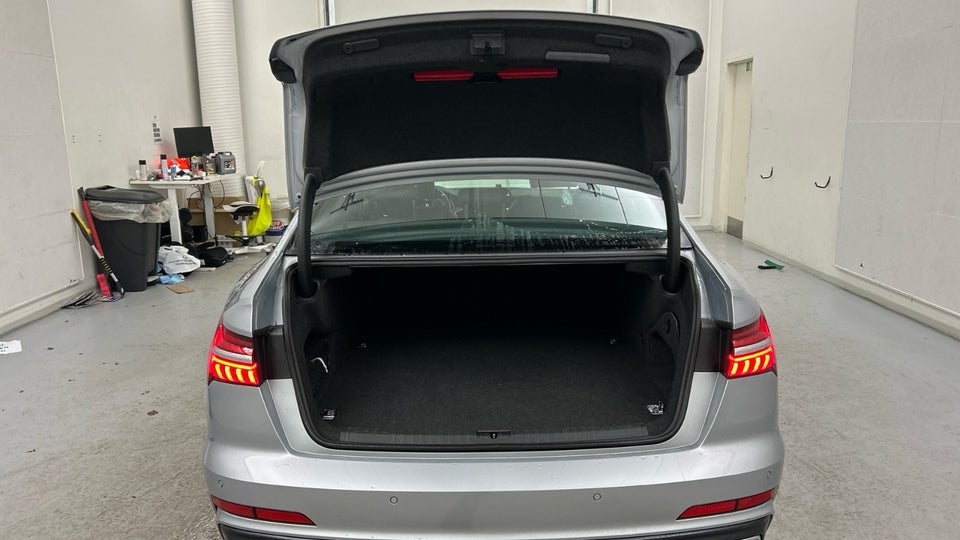 Audi A6 50 TFSi e S-line quattro S-tr. 4d