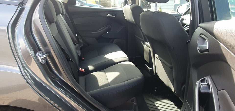 Ford Focus 1,0 SCTi 125 Business stc. 5d