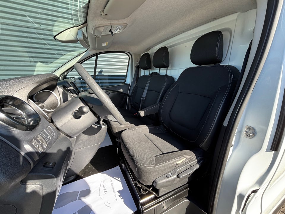 Renault Trafic T29 2,0 dCi 170 L2H1 EDC