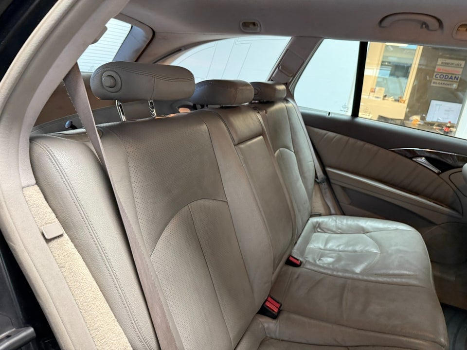 Mercedes E280 3,2 CDi Avantgarde stc. aut. 5d