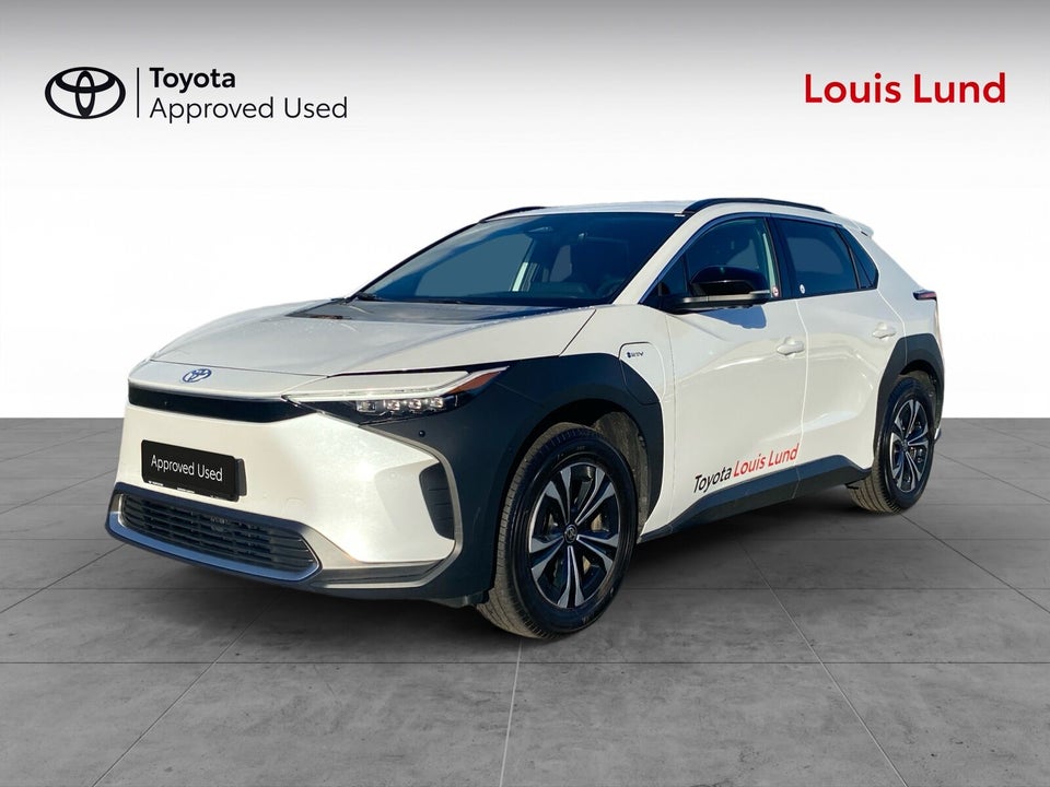 Toyota bZ4X Executive 5d