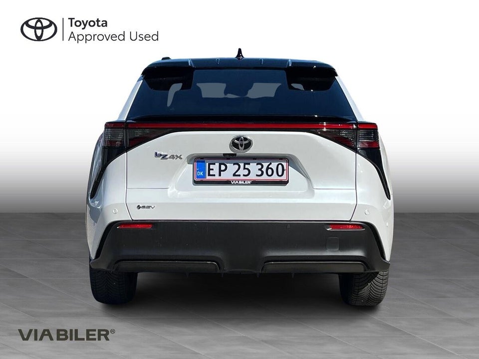 Toyota bZ4X 73 Executive 5d