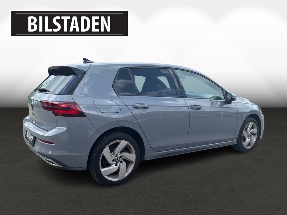 VW Golf VIII 1,4 GTE DSG 5d