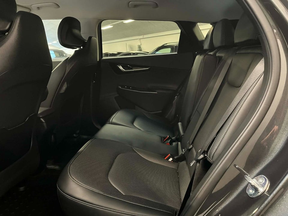 Kia EV6 77 Long Range Performance AWD 5d