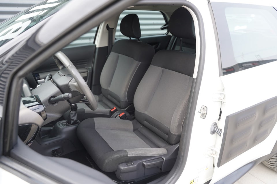 Citroën C4 Cactus 1,2 PureTech 82 Feel 5d