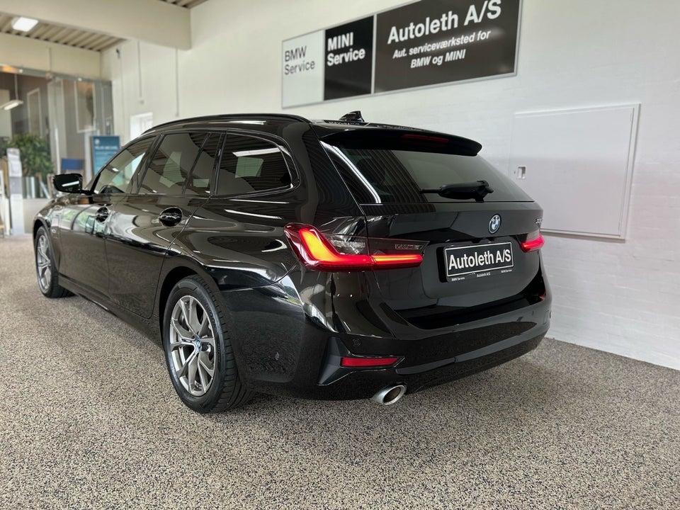 BMW 330e 2,0 Touring Sport Line aut. 5d