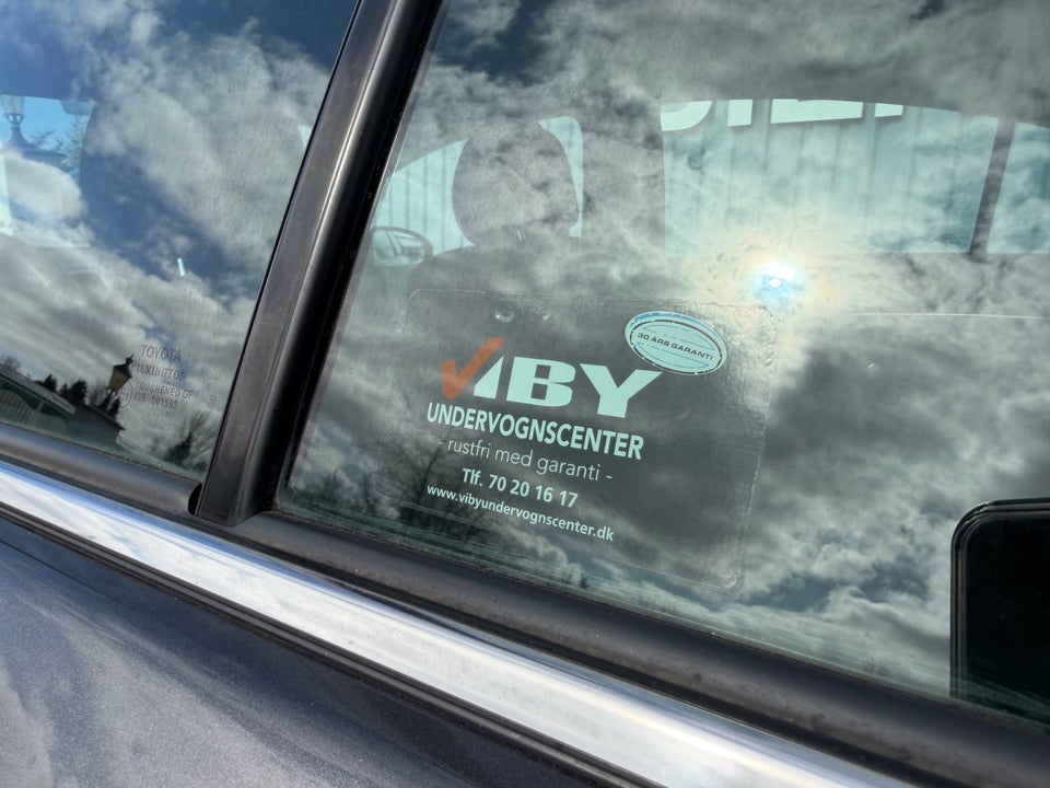 Toyota Avensis 1,8 VVT-i TX 4d