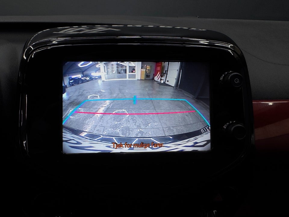 Toyota Aygo 1,0 VVT-i x-wave Sky 5d