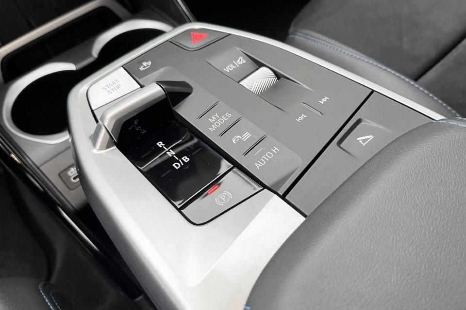 BMW iX1 xDrive30 M-Sport Premium 5d