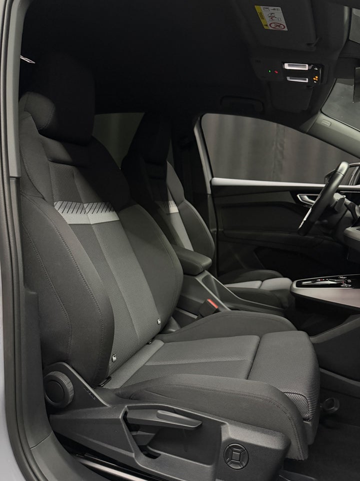 Audi Q4 e-tron 45 Advanced 5d