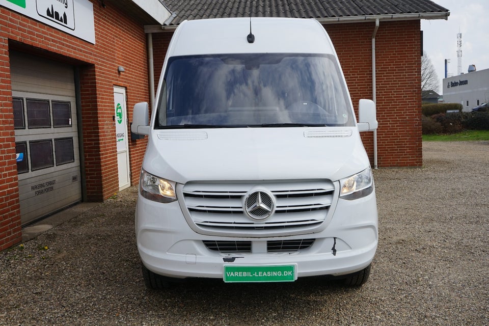 Mercedes Sprinter 316 2,2 CDi A2 Kassevogn RWD