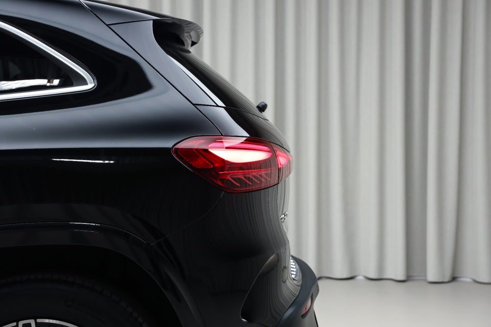 Mercedes EQA350 AMG Advance 4Matic 5d