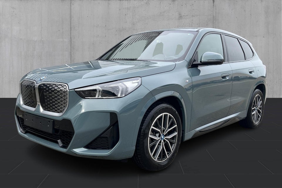 BMW iX1 eDrive20 M-Sport 5d