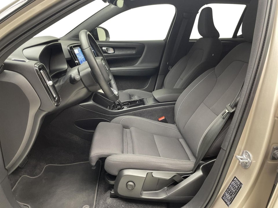 Volvo XC40 ReCharge Extended Range Core 5d