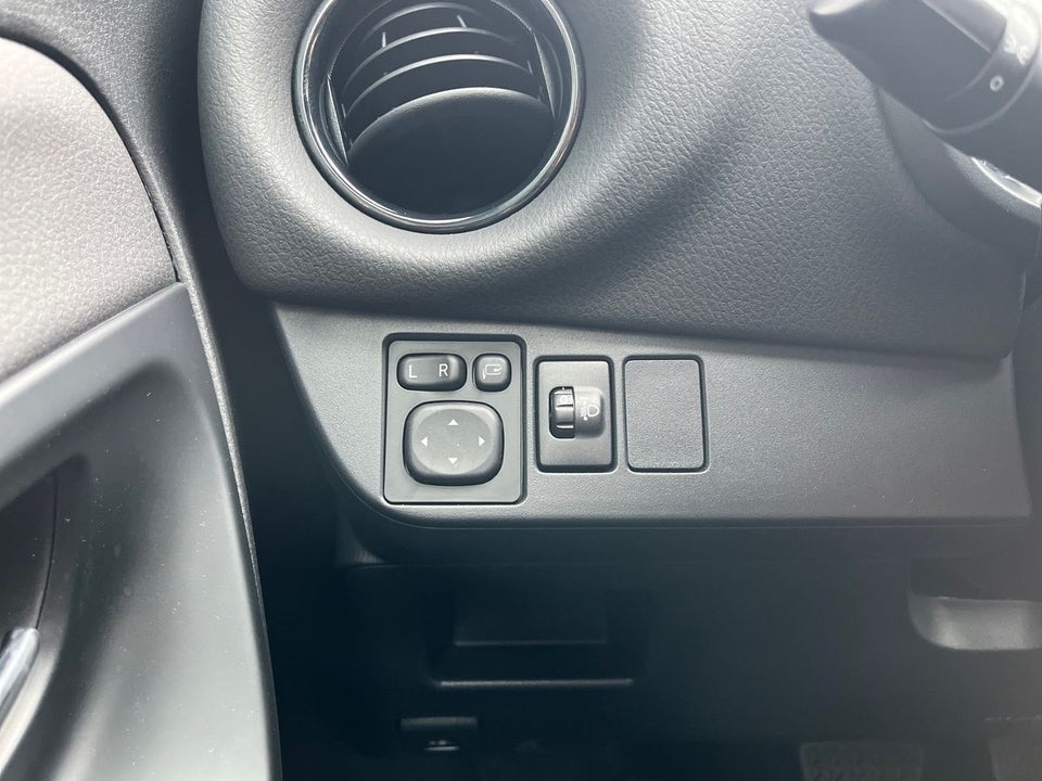 Toyota Yaris 1,5 Hybrid Spirit e-CVT 5d