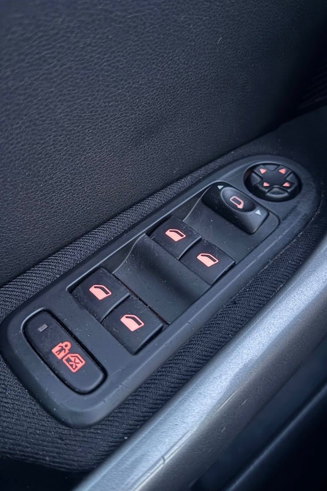 Peugeot 308 1,6 HDi 92 Access 5d