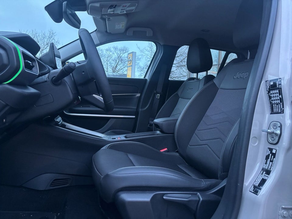 Jeep Avenger 54 Summit 5d