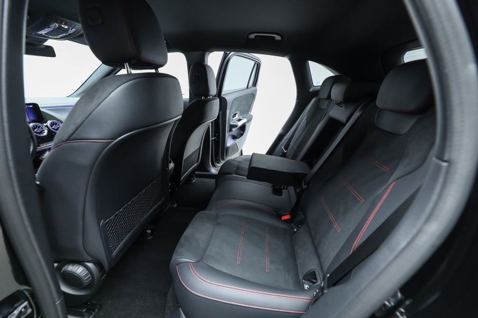 Mercedes EQA250+ AMG Advance 5d