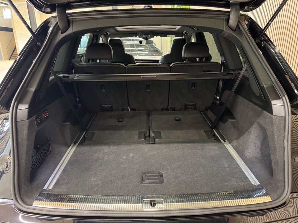 Audi SQ7 4,0 TFSi quattro Tiptr. 5d