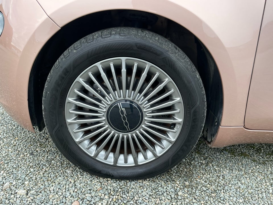 Fiat 500e 42 Icon Sky 3d