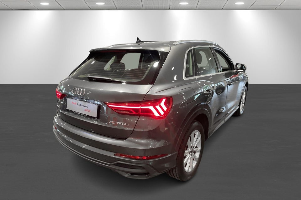 Audi Q3 45 TFSi e S-line+ S-tr. 5d