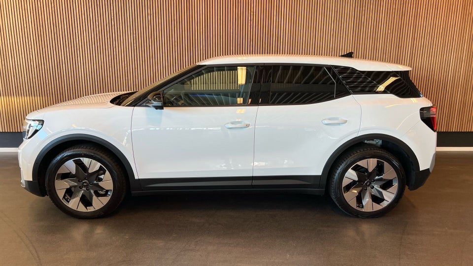 Ford Explorer 79 Premium Extended Range AWD 5d