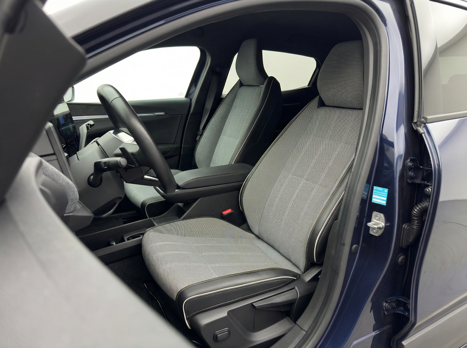 Renault Megane E-Tech 60 Techno 5d