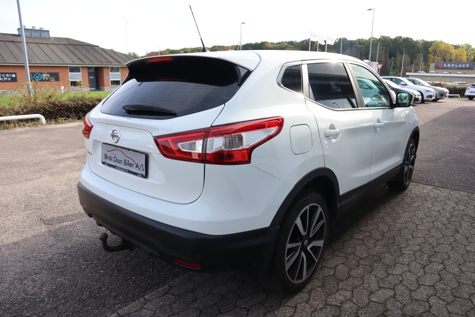 Nissan Qashqai 1,2 Dig-T 115 Acenta 5d