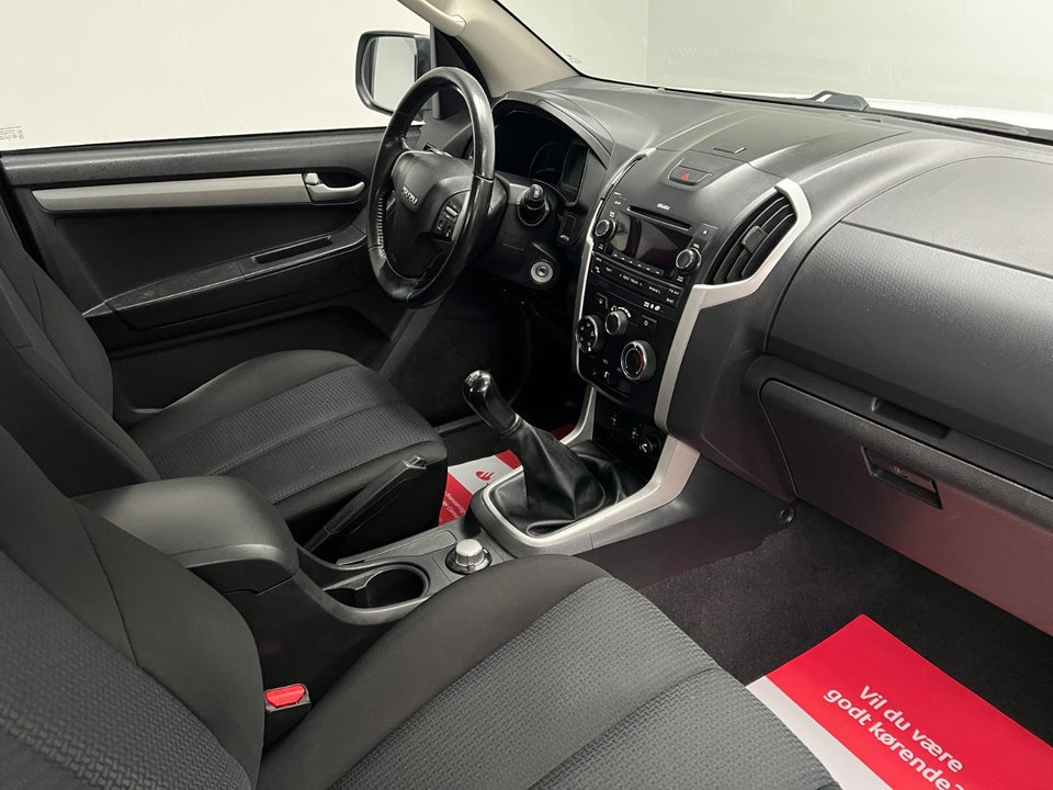 Isuzu D-Max 2,5 TD 163 Ext. Cab Premium 2d