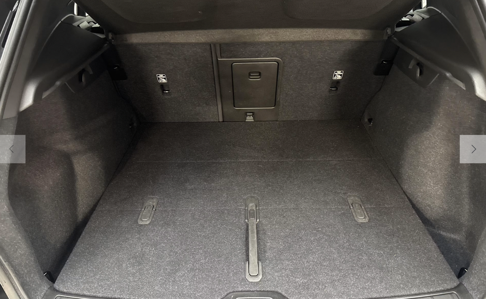 Volvo XC40 P6 ReCharge Plus 5d