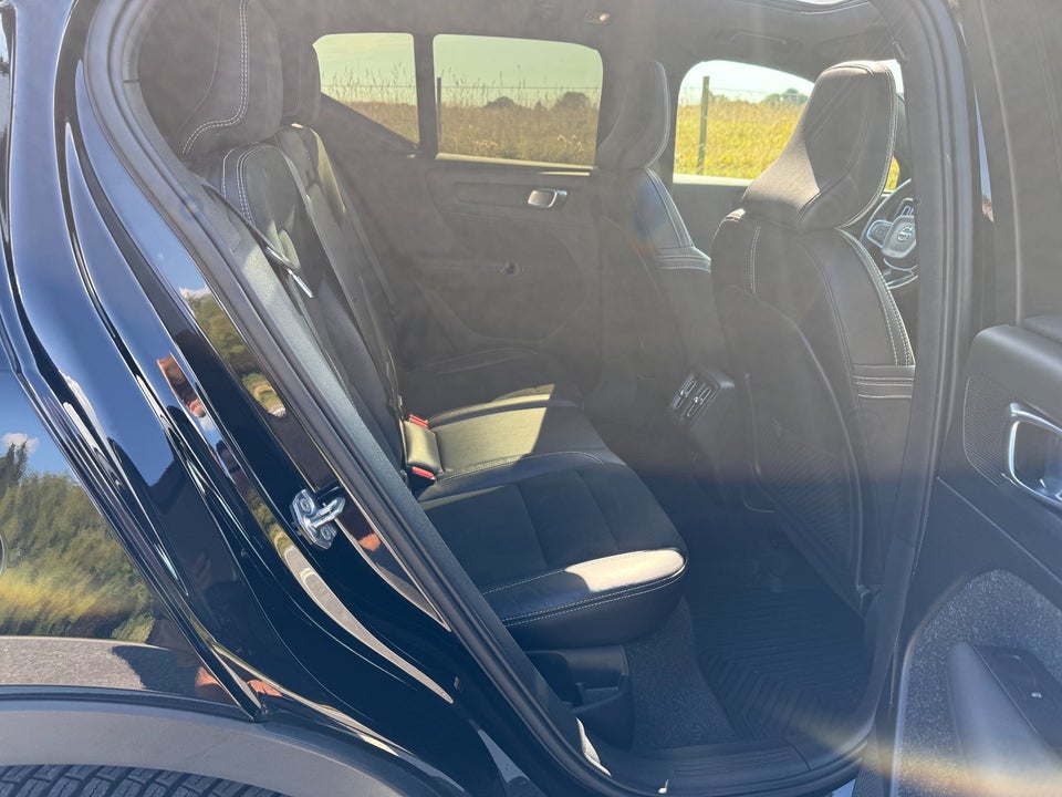 Volvo XC40 2,0 T4 190 R-Design aut. 5d