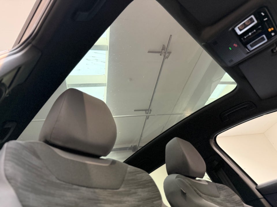 VW ID.4 77 Pro Performance Tech 5d