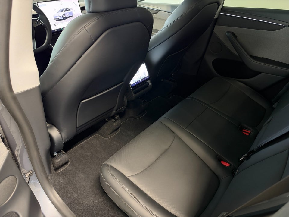 Tesla Model Y Premium Long Range RWD 5d