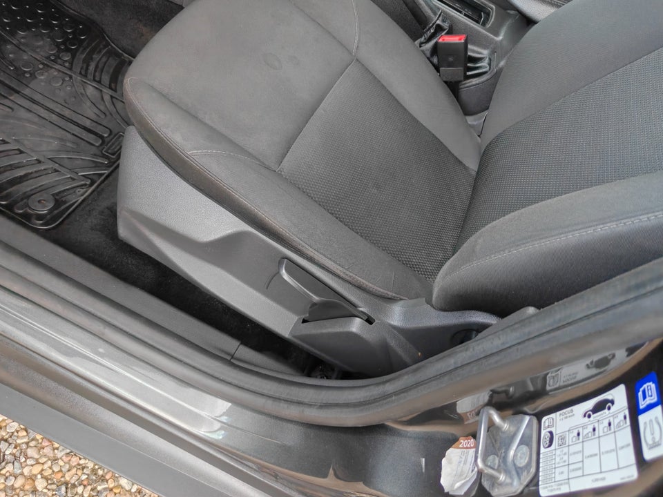 Ford Focus 1,5 TDCi 95 Trend stc. 5d
