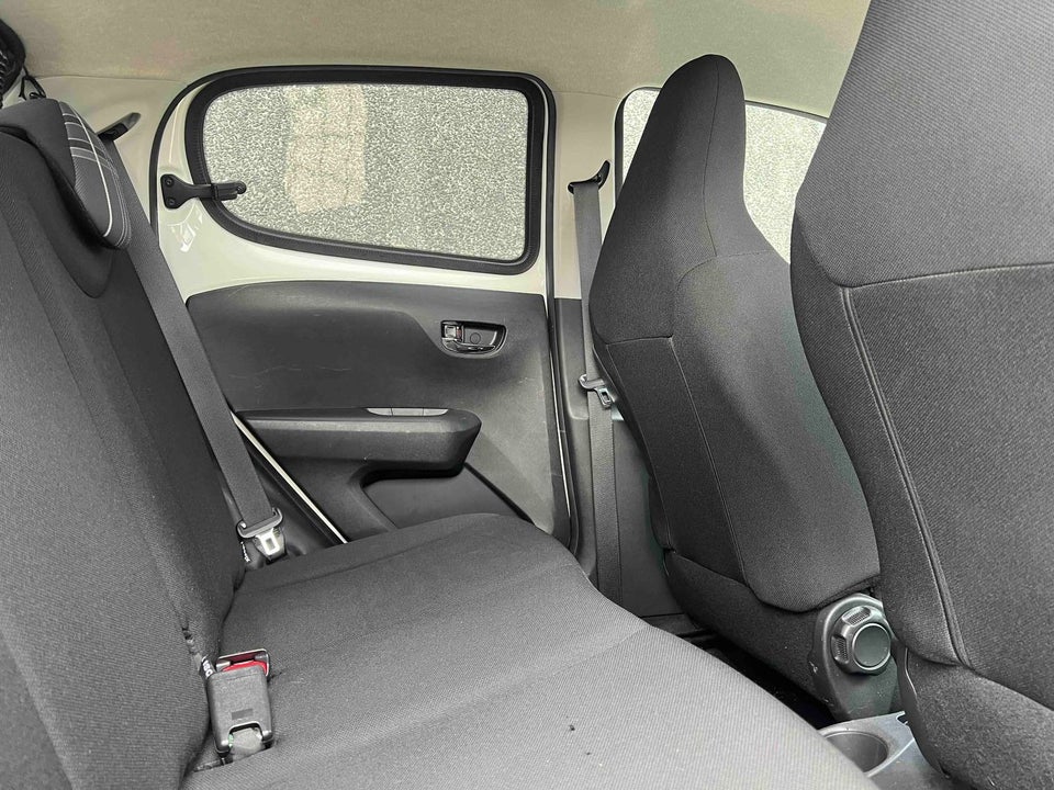 Peugeot 108 1,0 e-VTi 69 Allure TOP! 5d