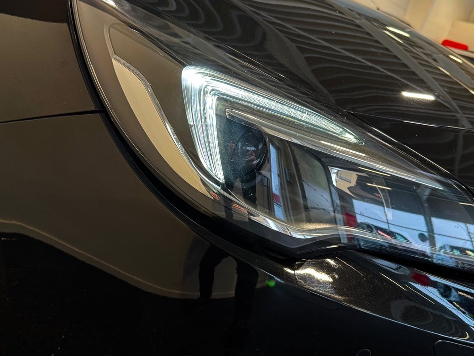 Opel Astra 1,4 T 125 Enjoy 5d