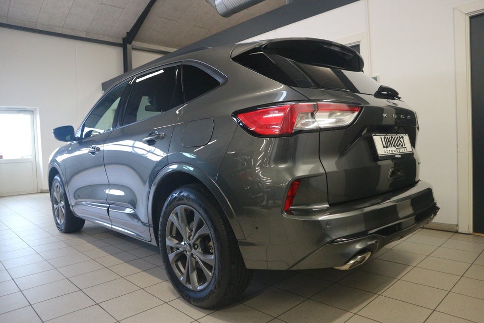 Ford Kuga 2,5 PHEV ST-Line X CVT 5d