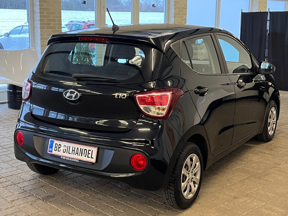 Hyundai i10 1,0 Premium 5d