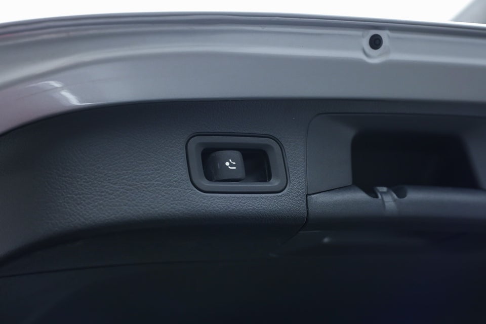 Mercedes EQA350 AMG Line 4Matic 5d