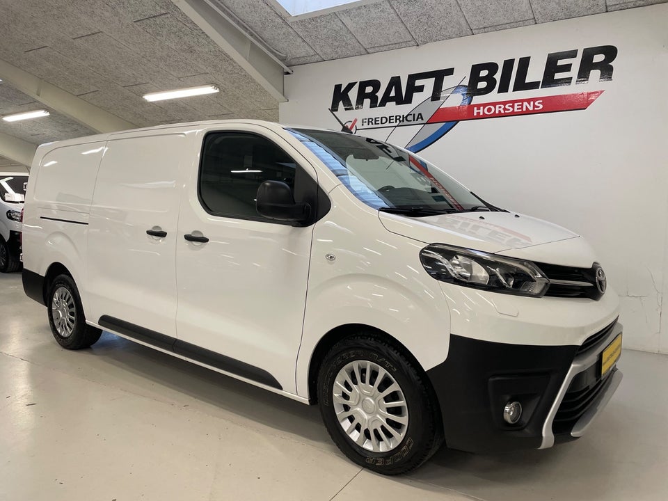 Toyota ProAce 2,0 D 122 Long Comfort Master 5d