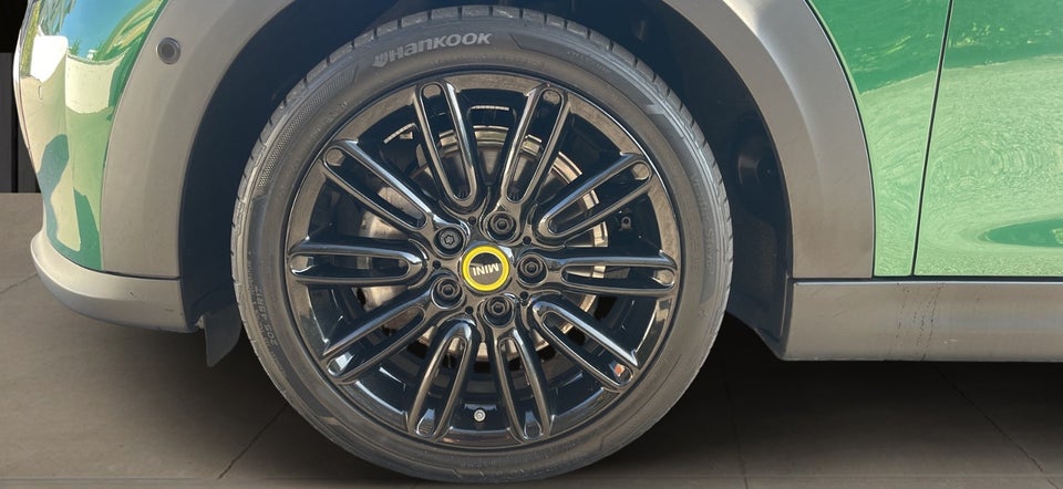 MINI Cooper SE Yours Trim 3d