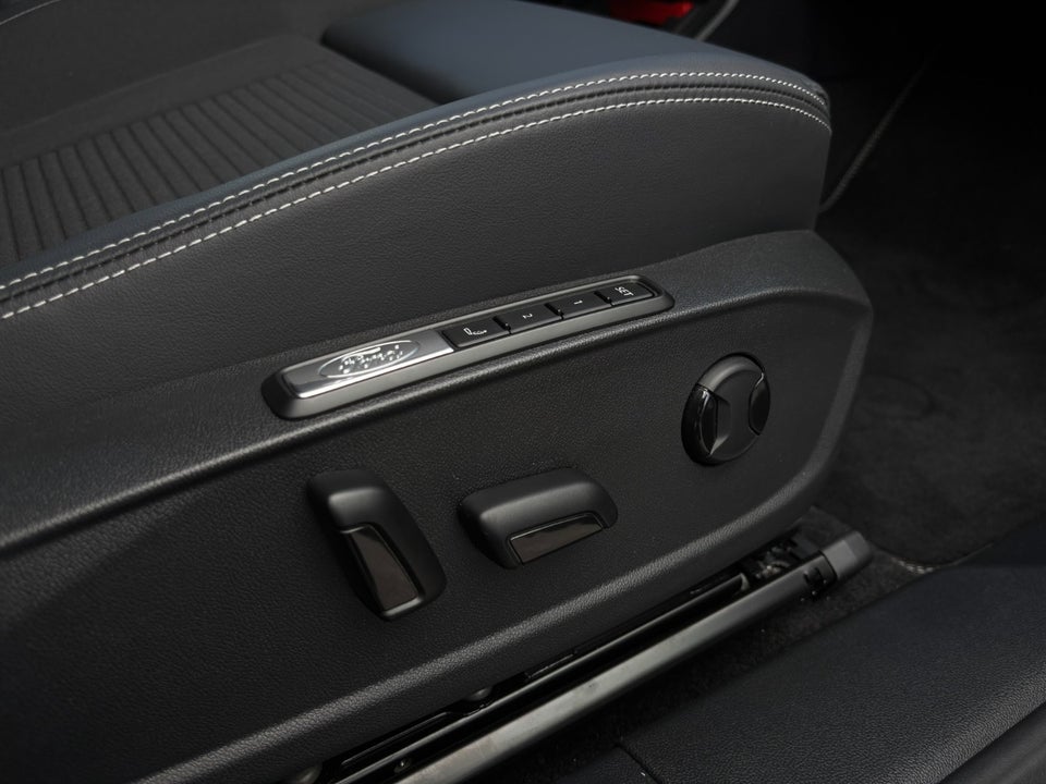 Ford Explorer 77 Select Extended Range 5d