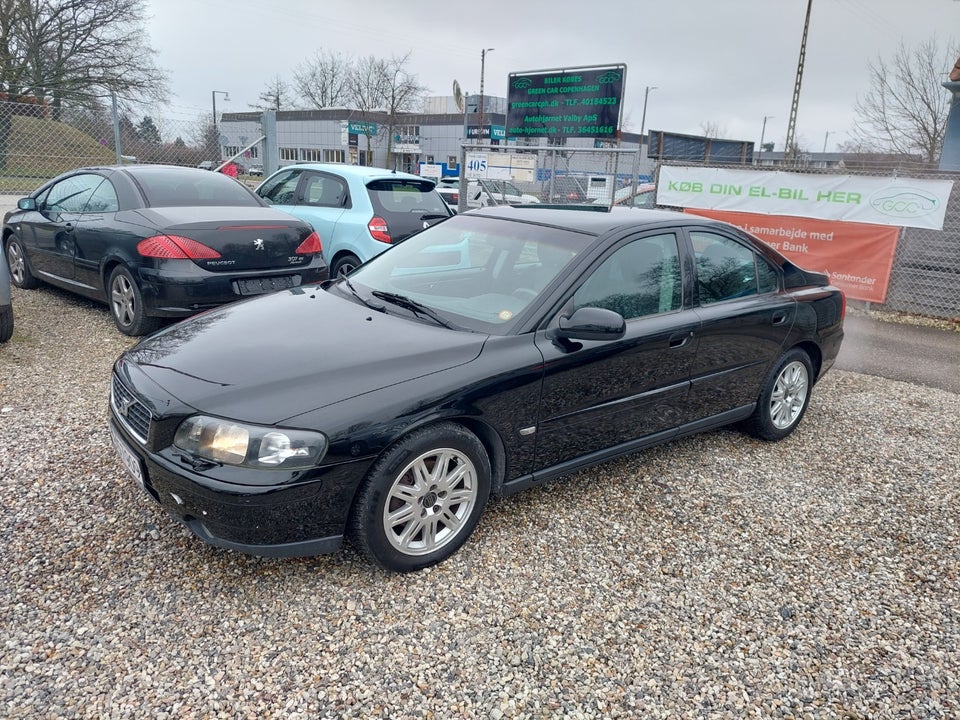 Volvo S60 2,4 170 4d