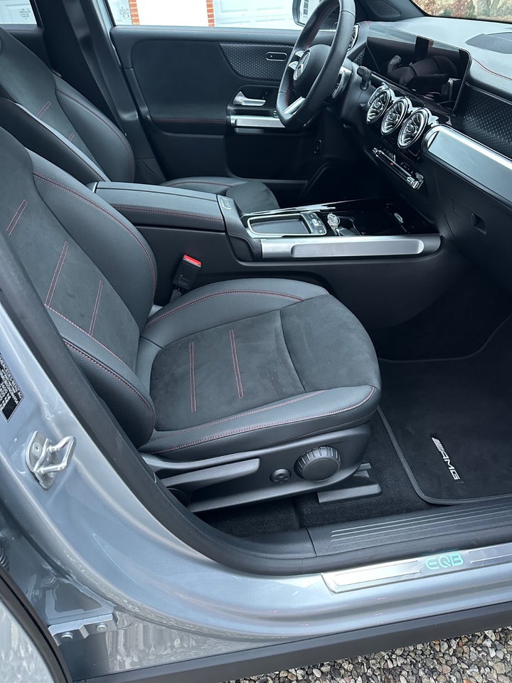 Mercedes EQB300 AMG Line 4Matic 5d