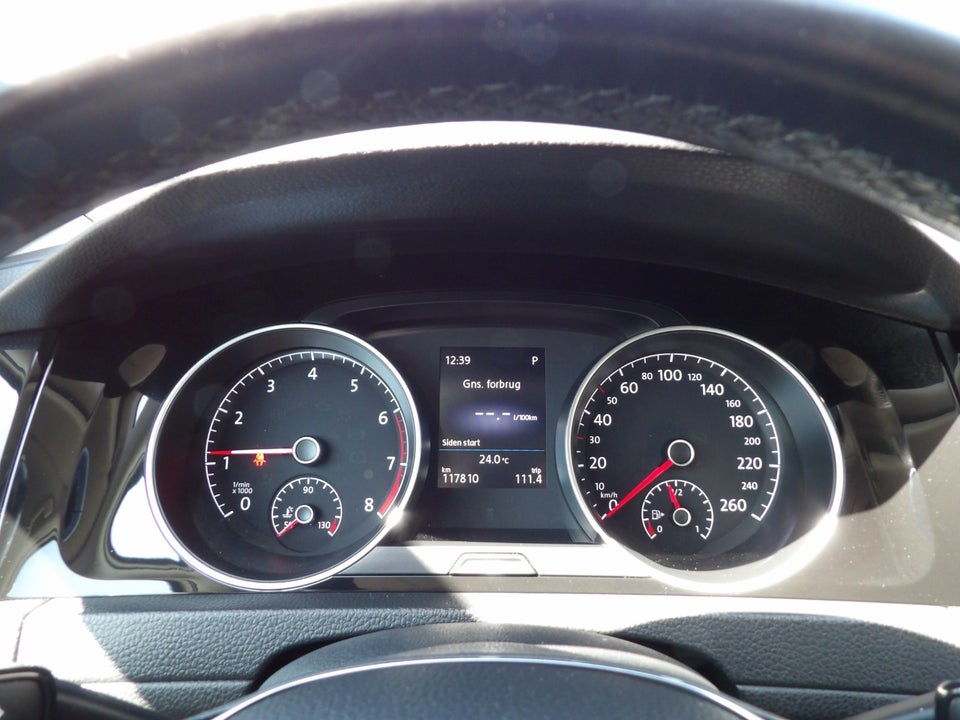 VW Golf VII 1,5 TSi 150 Highline Variant 5d