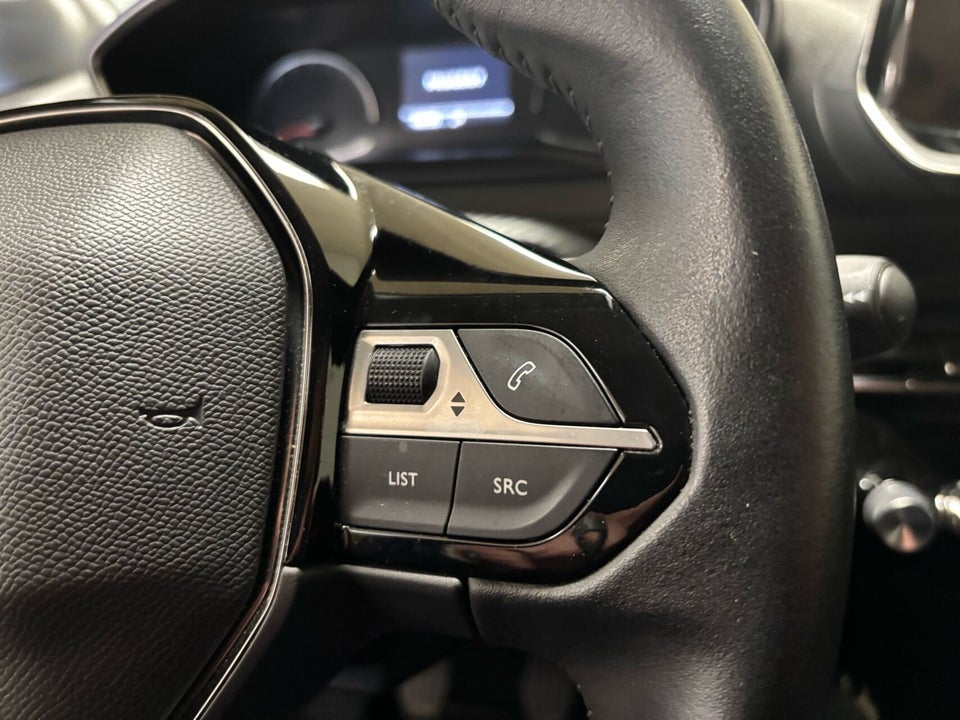 Peugeot 208 1,2 PureTech 75 Active Pack 5d