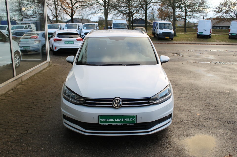 VW Touran 2,0 TDi 115 Highline DSG Van 5d