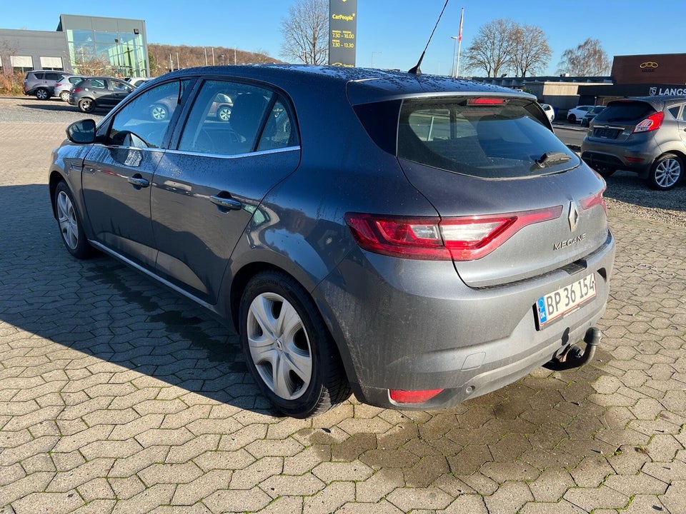Renault Megane IV 1,2 TCe 100 Zen 5d