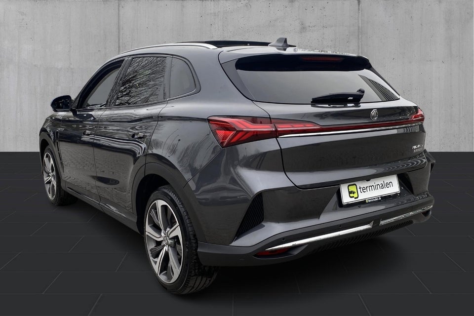 MG Marvel R Luxury 5d